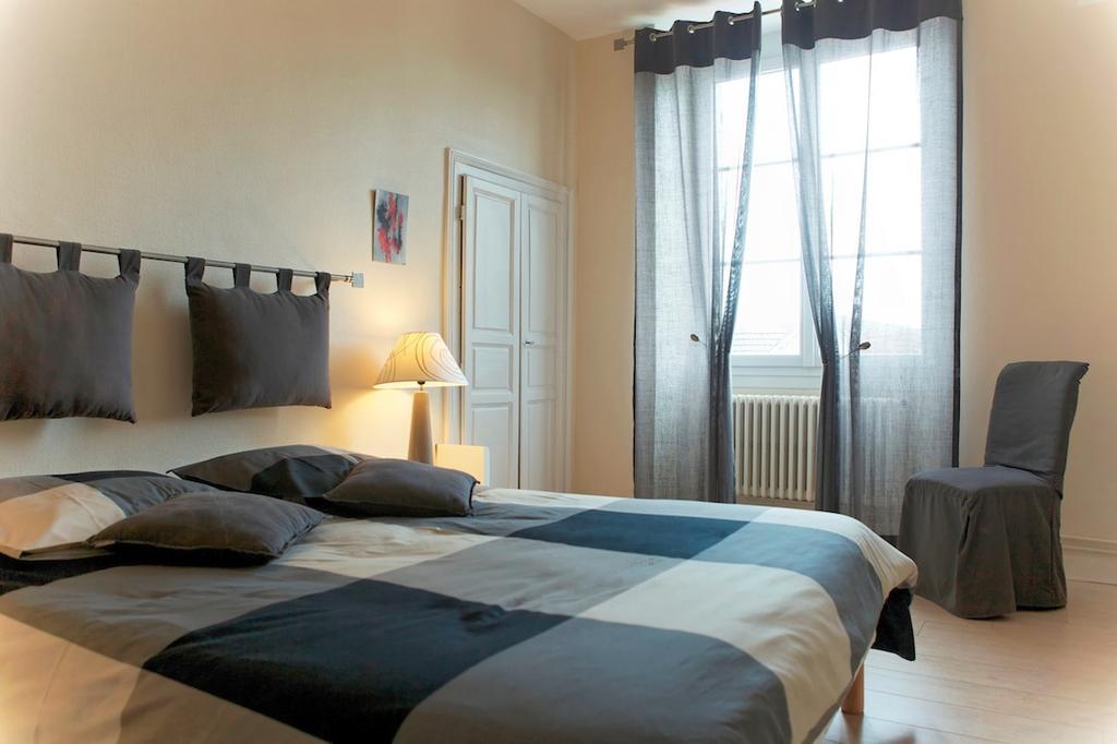 Comme A La Maison Bed & Breakfast Tours-sur-Marne Стая снимка