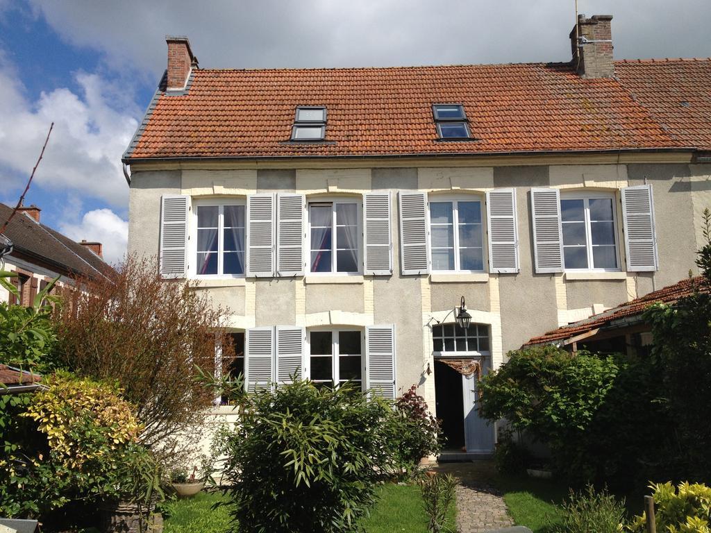 Comme A La Maison Bed & Breakfast Tours-sur-Marne Екстериор снимка